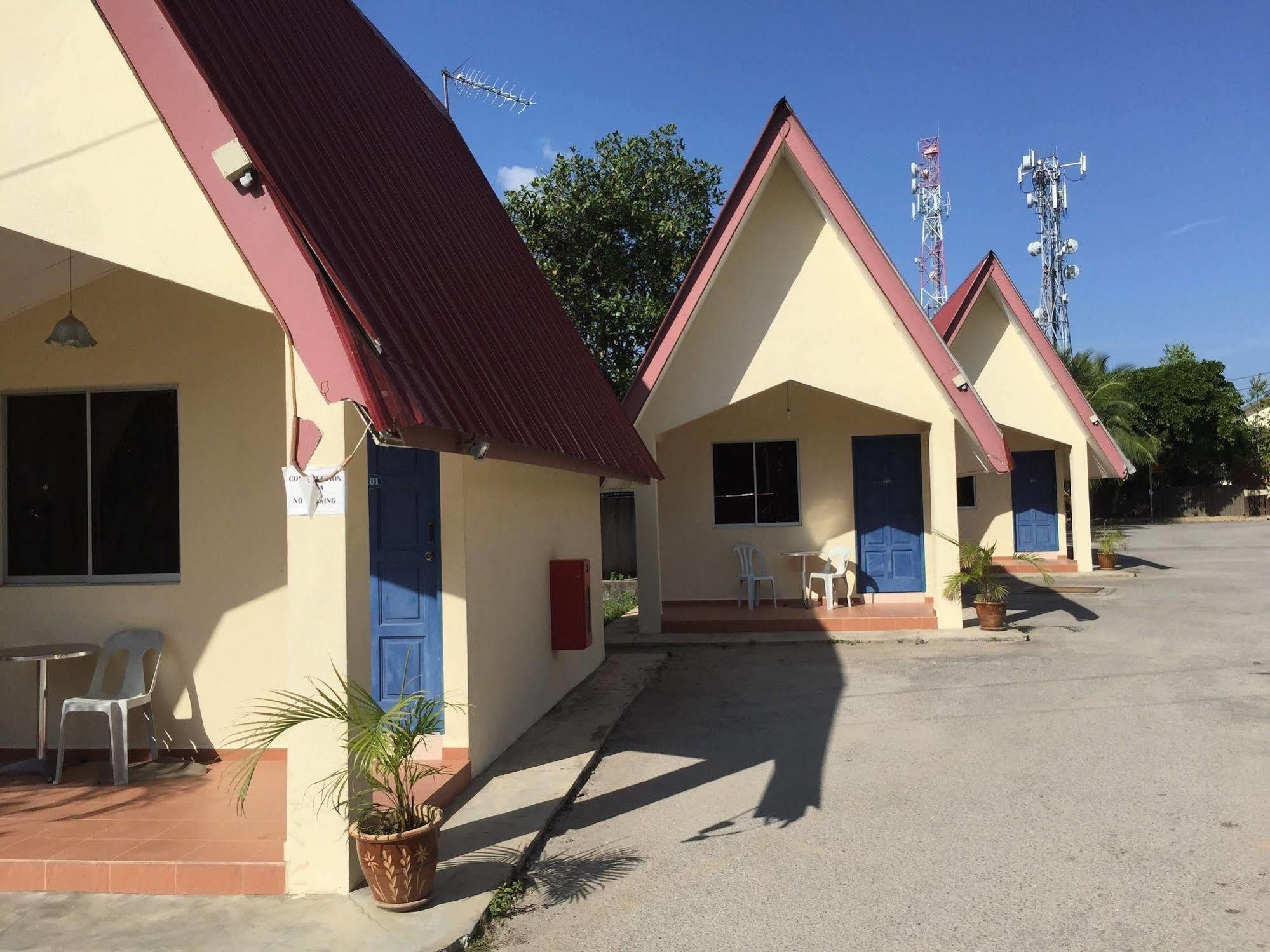 Adina Drive In Motel Лангкави Экстерьер фото